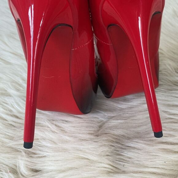 Christian Louboutin New Very Prive Red and Black Heels with Stiletto Design NWOB - Picture 8 of 16